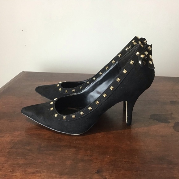 Elle - Picture 2 of 8